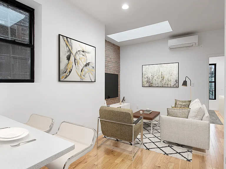 235 5th Ave #3 — Photo 9