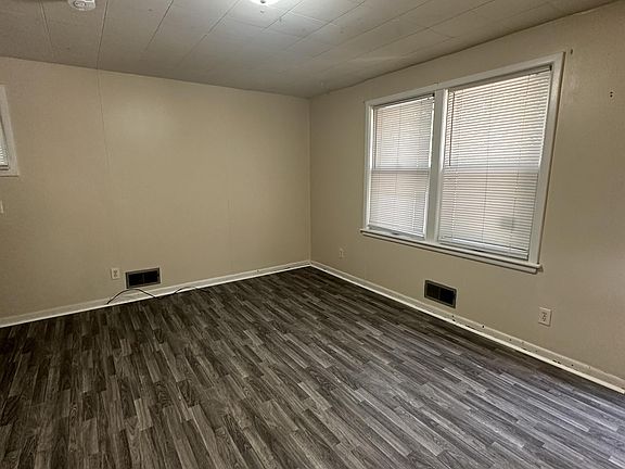 2nd image of 907 E California Ave #2