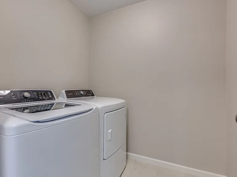 12648 Pond View Rd — Photo 8