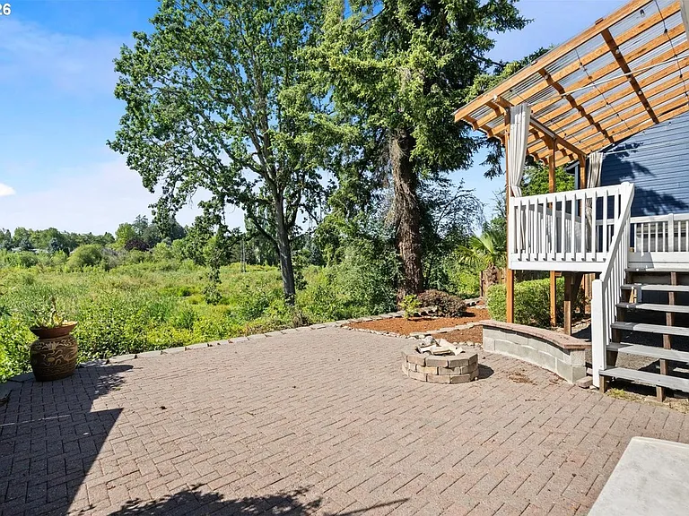 16653 NW Paddington Dr — Photo 13