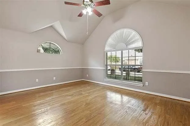 1412 Vineyard Dr — Photo 6