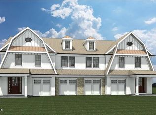 8 Lauriston Ct, Rumson, NJ 07760