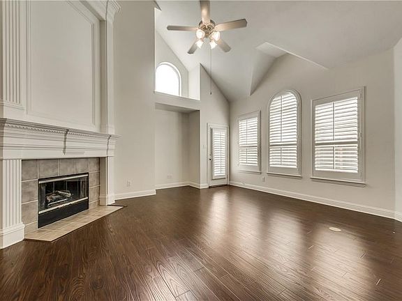2nd image of 3476 Mayflower Dr