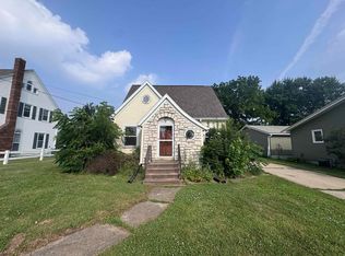 420 Commercial St, Strawberry Point, IA 52076