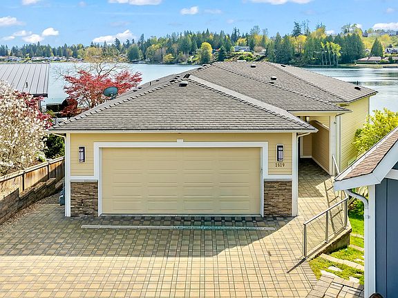 3rd image of 1619 Vernon Rd