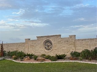 1477 Dancing Elk Dr, Corpus Christi, TX 78415