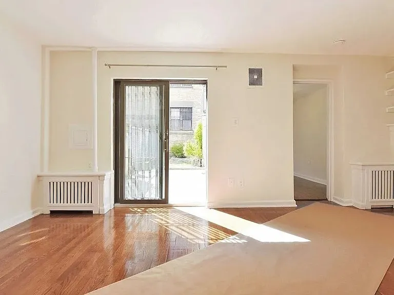 144 W 92nd St #1B — Photo 1
