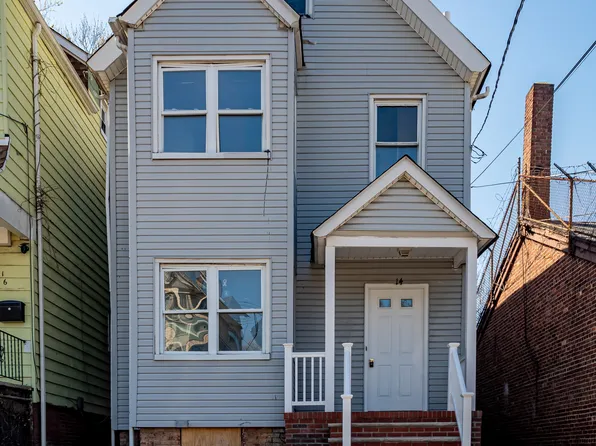 14 Dongan Street image 1 of 25