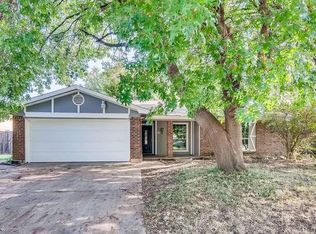 203 Quail Crest Dr, Arlington, TX 76014