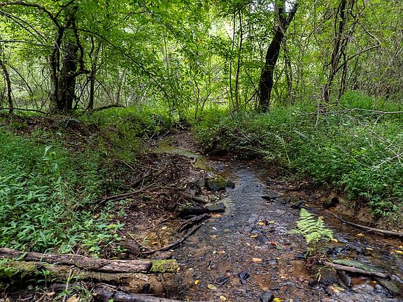 5th image of Ridgeway Church Rd