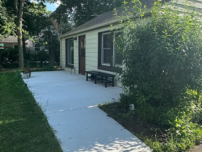 1509 N Breezeland Rd — Photo 23