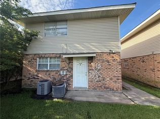 320 W Liberaux St #B, Chalmette, LA 70043