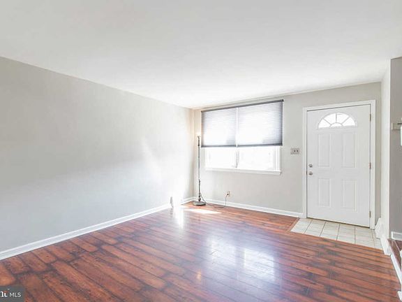 3rd image of 649 Beech Ave