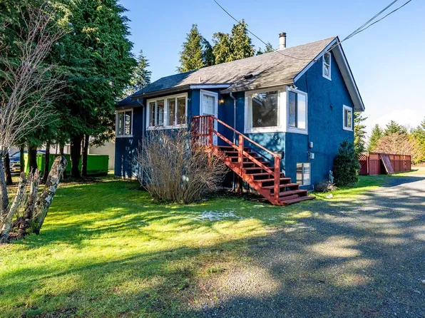 754 7th Ave, Campbell River, BC V9W 4A4