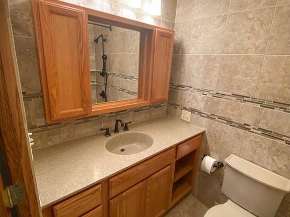 4th image of 70 Bryn Mawr Ct
