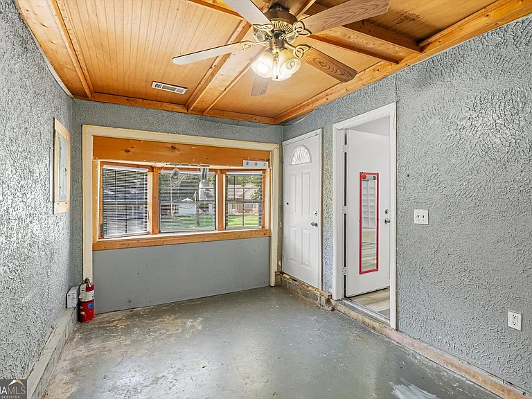991 Brandon Hill Way — Photo 20