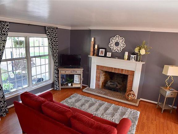 4th image of 2882 Cedar Hill Rd