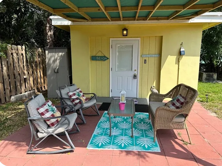 910 Rudolph Rd #3 — Photo 7