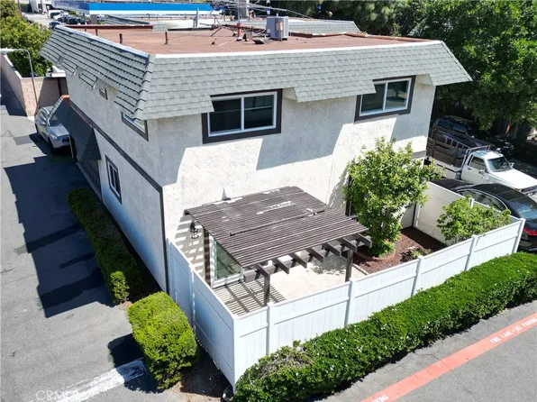 128 S Fairview St #1, Santa Ana, CA 92704