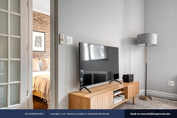 Rented by The Blueground | media 17