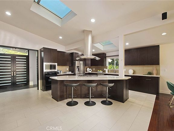 4th image of 4347 Coronet Dr