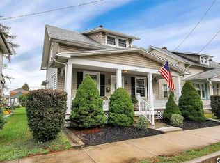 418 W High St, Hummelstown, PA 17036