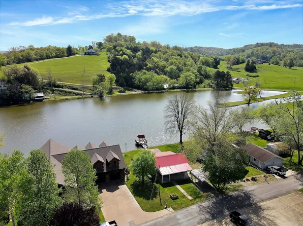 2921 Clear Creek Rd, Pulaski, TN 38478