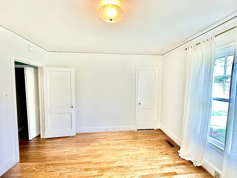 441 Jackson St — Photo 24