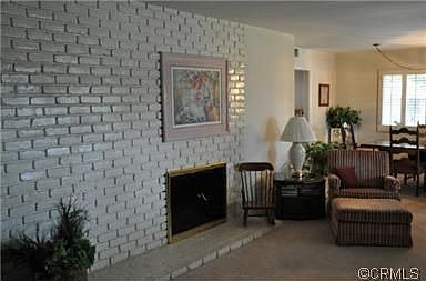 4th image of 1802 Rosemount Ave