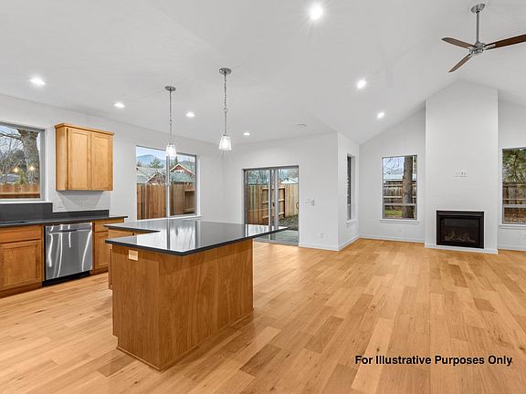 5th image of 108 Madison St