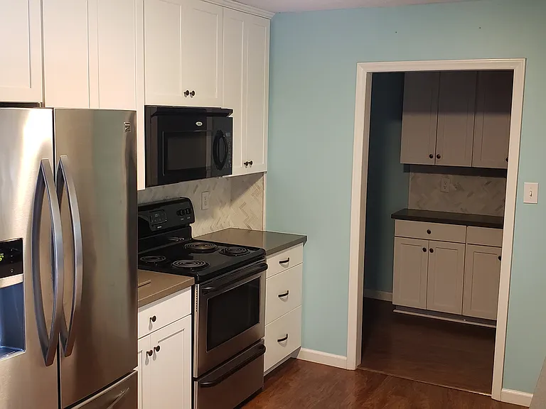 100 Jackie Ave — Photo 5
