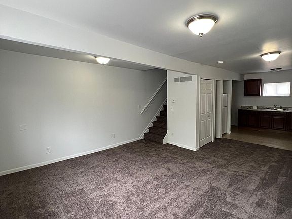 5th image of 956 Madison St APT 2