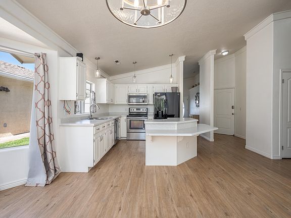 5th image of 710 S Indian Hills Dr Unit 37