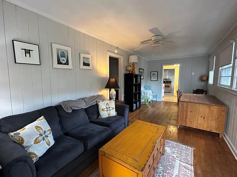 2405 Spring Hill Ave — Photo 5