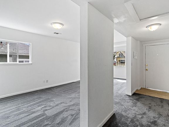 2nd image of 256 N 15th St