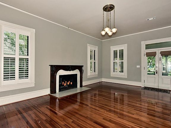 5th image of 1403 E Hernandez St