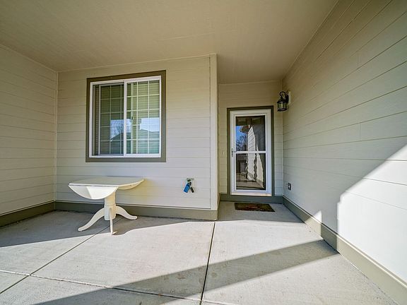 5th image of 1309 Cloudmont Dr
