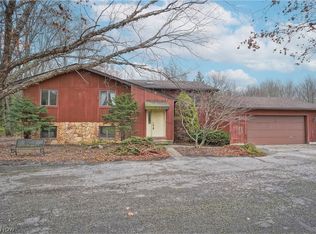 9425 Reed Rd, North Ridgeville, OH 44039
