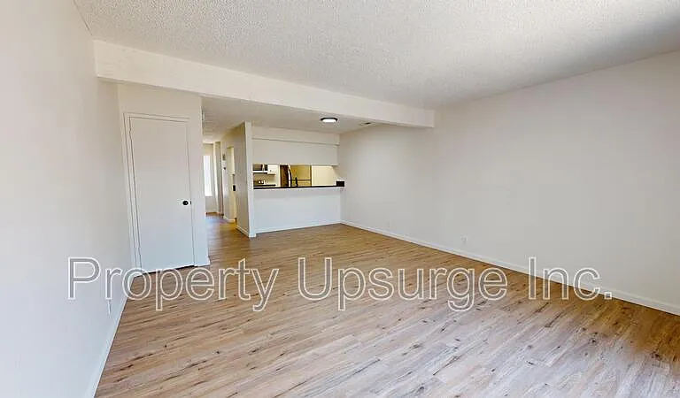 1250 Wurch Way #G — Photo 5