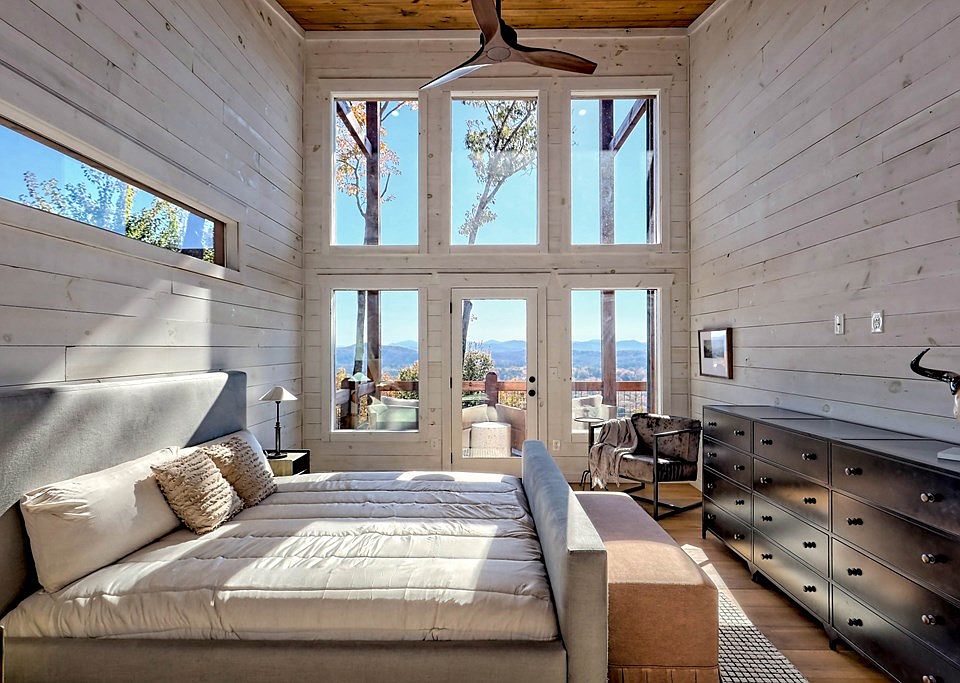 13th image of this home