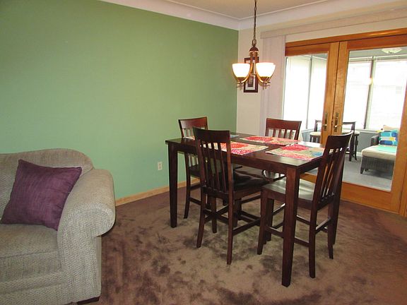 4th image of 102 Twinbrook Dr