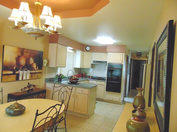 5th image of 4833 N Oriole Ave