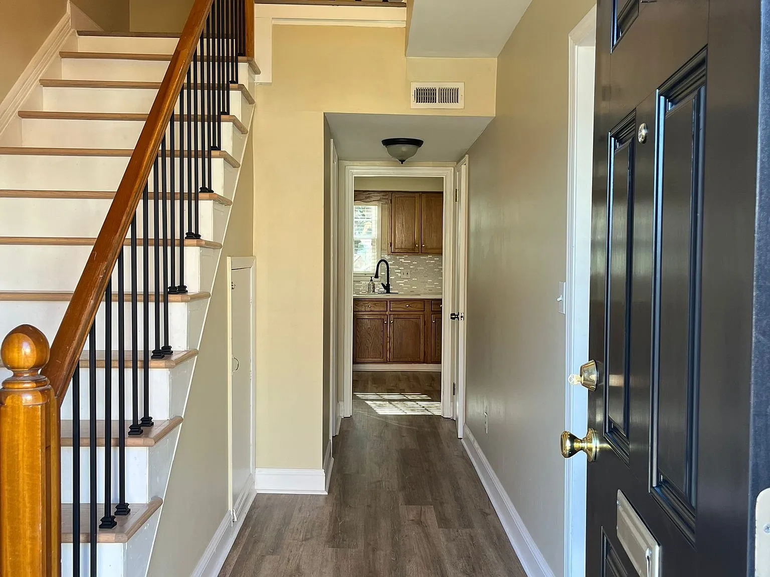 2 bed, 1.5 bath, 1342 sqft, $2,325 — Photo 1