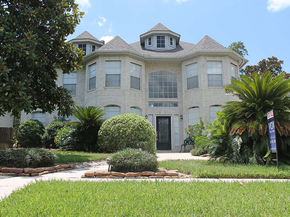 2nd image of 23103 Eastgate Village Dr