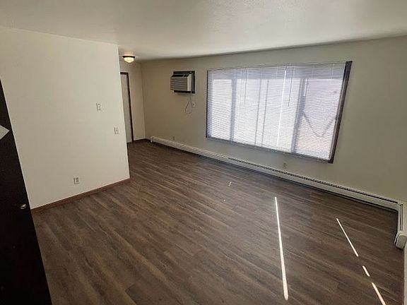 3rd image of 1110 Grand Ave #4