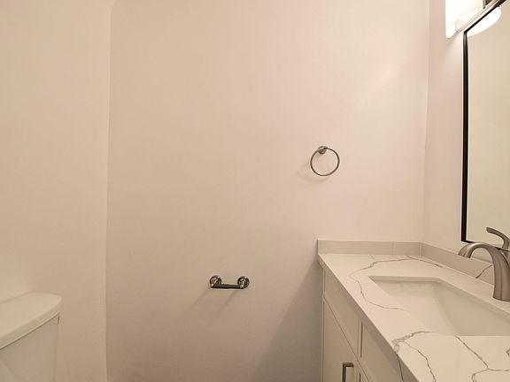 5th image of 10855 Morrison St APT 4