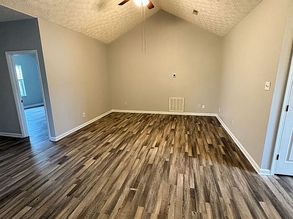 3rd image of 4410 Bonnywood Way