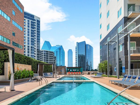 2225 N Harwood St APT 904