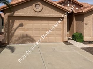 1802 E Palm Beach Dr, Chandler, AZ 85249