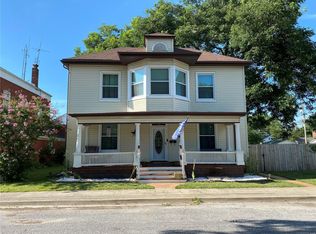 19 W Indiana St, Trenton, IL 62293